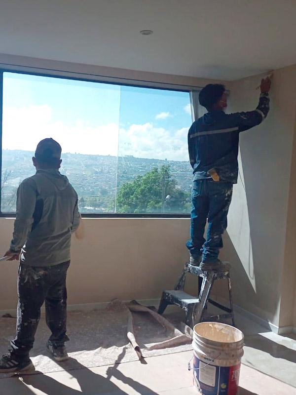 world-services-trabajos-en-altura-pintura-interna-piso2